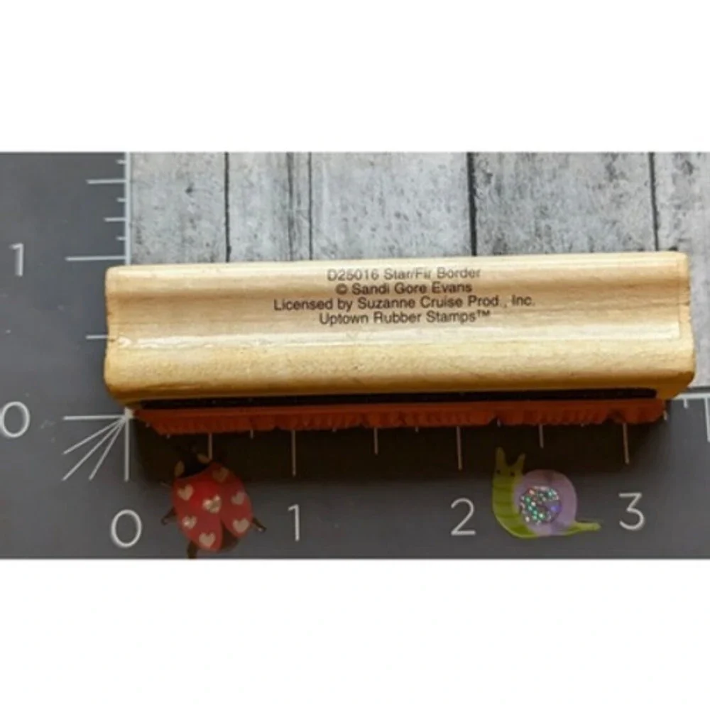 Uptown Star Fir Border Evergreen D25016 Rubber Stamp Wood #G7